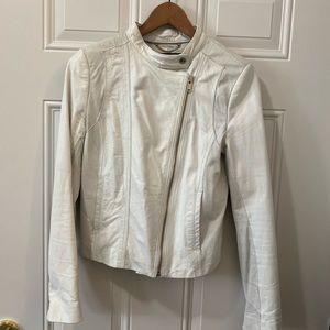 Gorgeous Cream coloured Banana Republic Leather Moto Jacket, size small